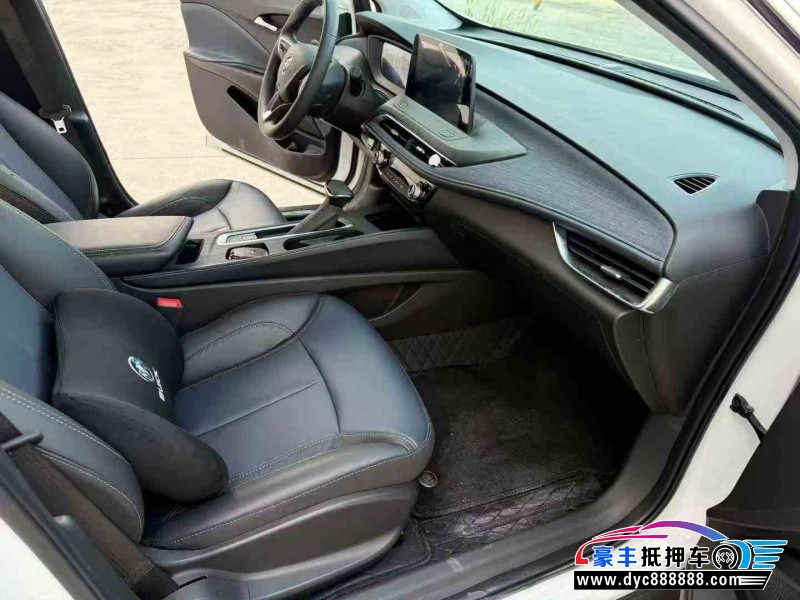 24年别克微蓝轿车抵押车出售