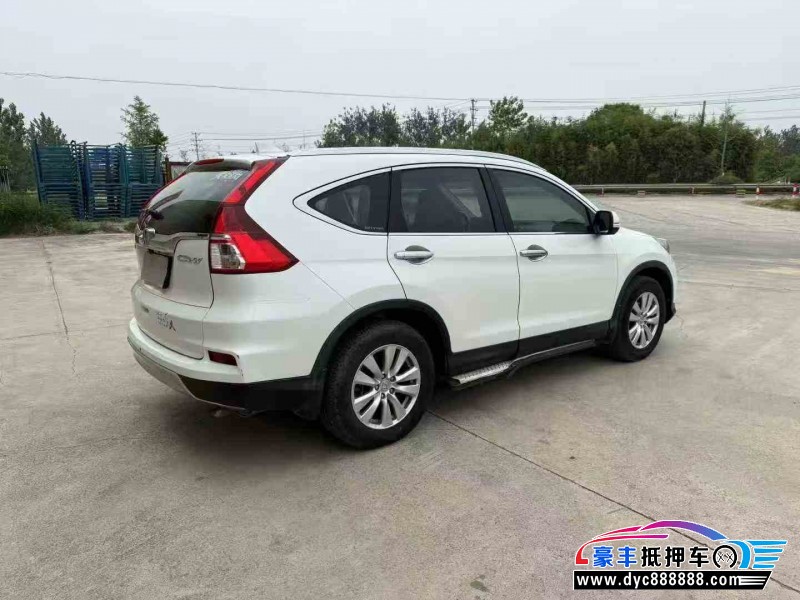 15年本田CR-V轿车抵押车出售