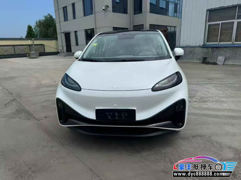 25年极狐考拉轿车抵押车出售