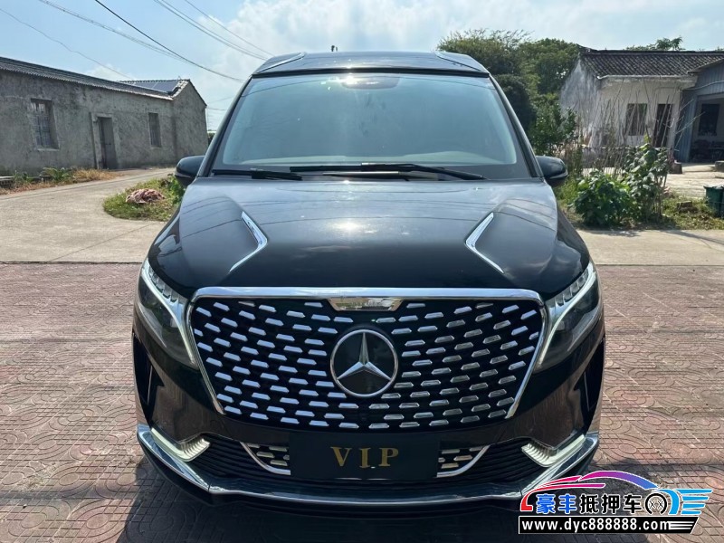 23年奔驰V轿车抵押车出售