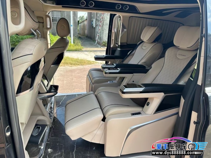 23年奔驰V轿车抵押车出售