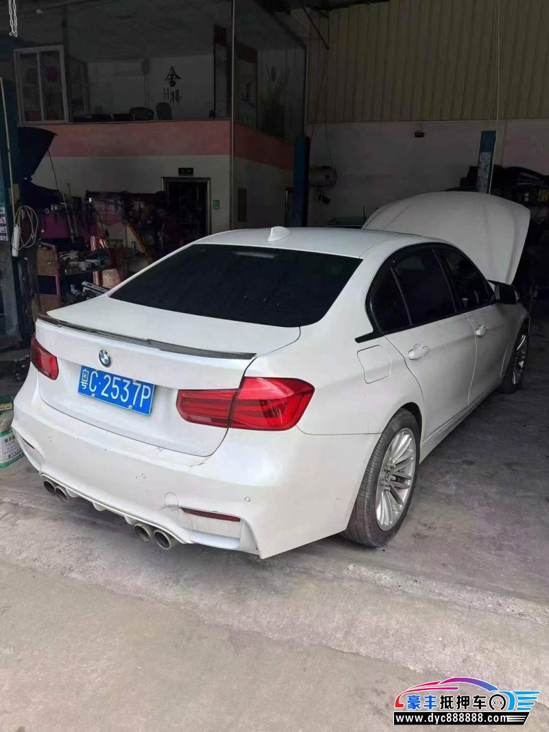 17年宝马3系轿车抵押车出售