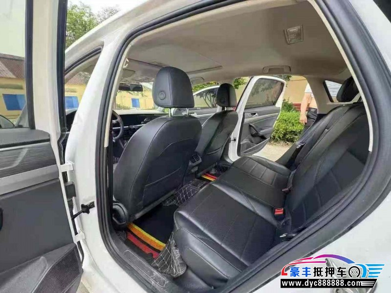 21年大众朗逸轿车抵押车出售