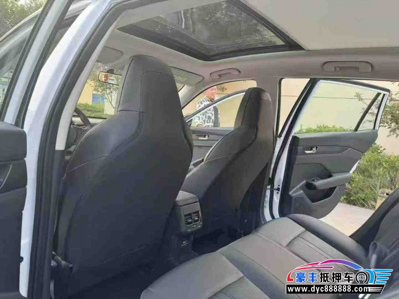 24年东风风神奕炫轿车抵押车出售