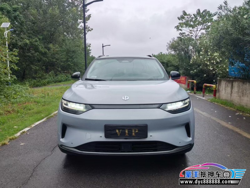 22年零跑C11轿车抵押车出售