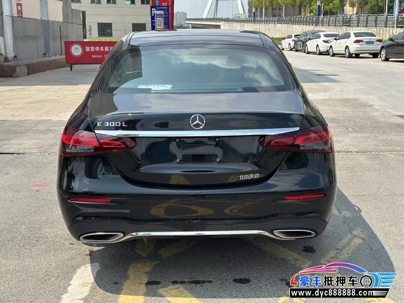 23年奔驰E轿车抵押车出售