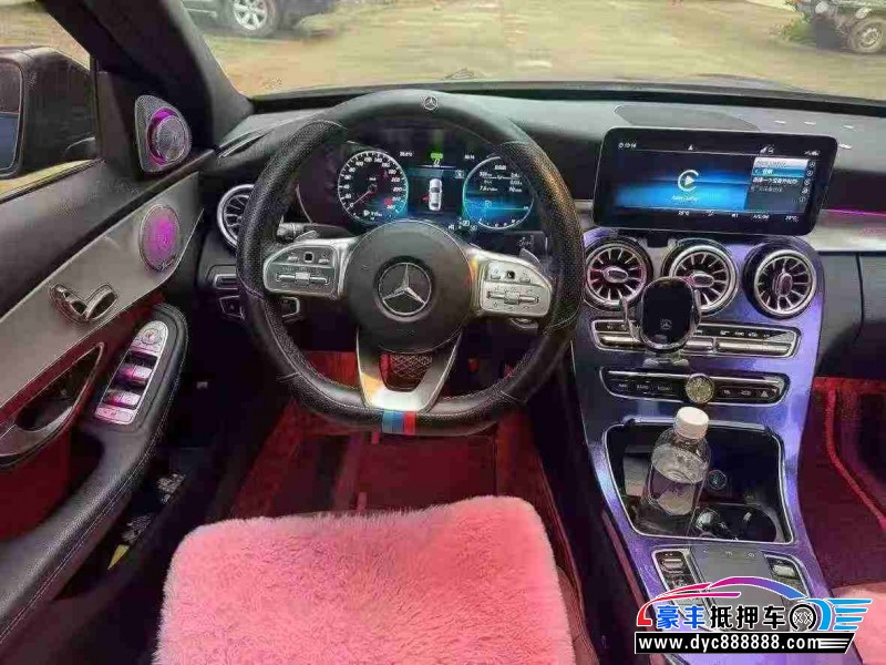 20年奔驰C轿车抵押车出售