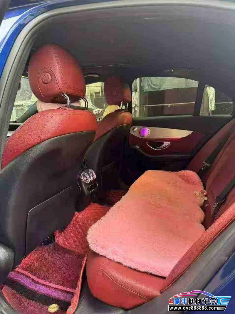 20年奔驰C轿车抵押车出售