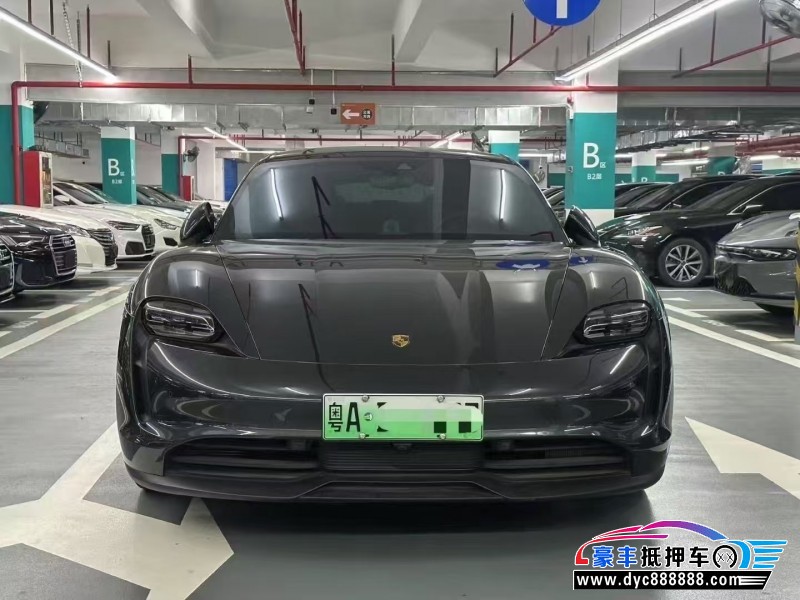 22年保时捷TaYcan轿车抵押车出售
