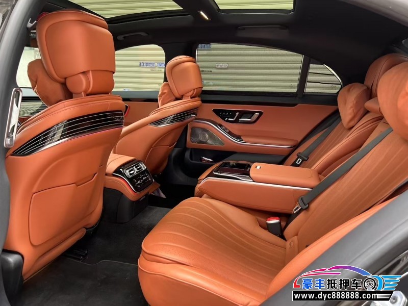 23年奔驰S轿车抵押车出售