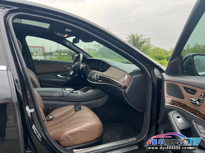 19年奔驰S轿车抵押车出售