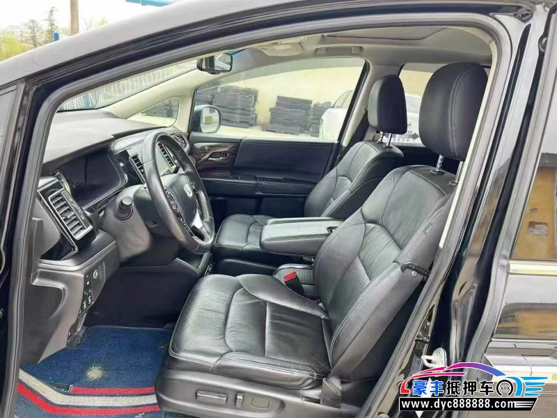 18年本田艾力绅轿车抵押车出售