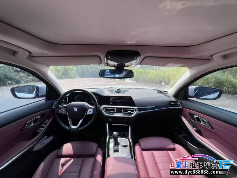 20年宝马3系轿车抵押车出售