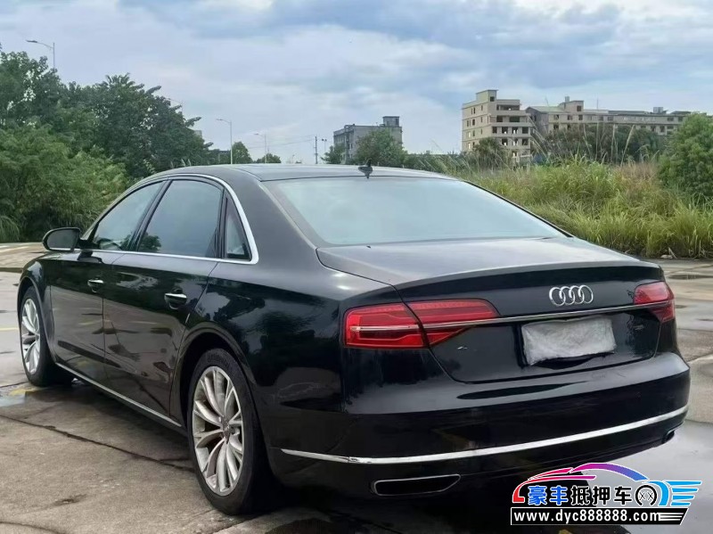 15年奥迪A8L轿车抵押车出售