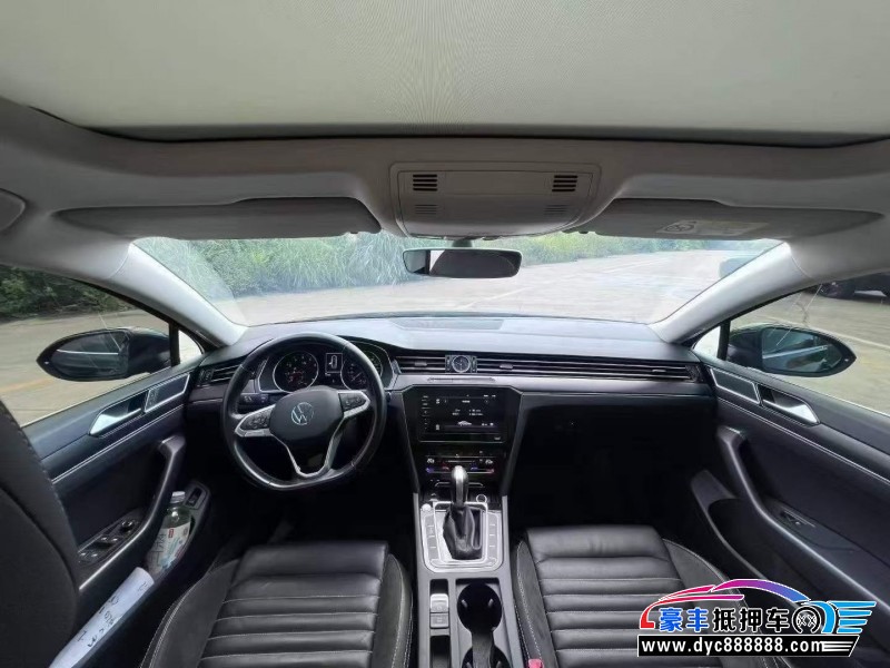 21年大众迈腾轿车抵押车出售