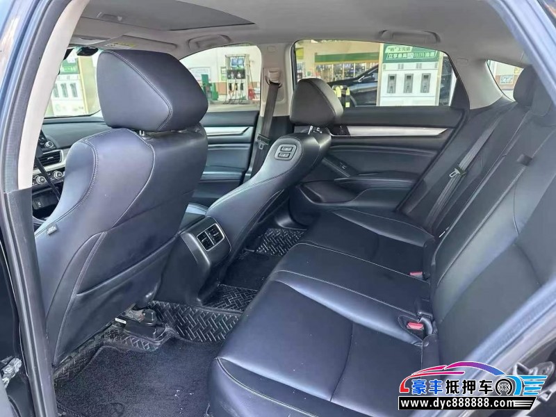 19年本田雅阁轿车抵押车出售