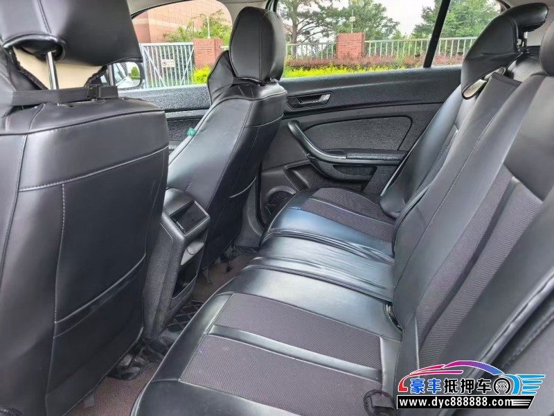 18年观致观致5轿车抵押车出售