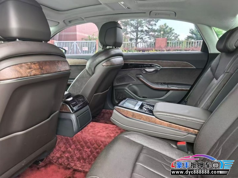 19年奥迪A8L轿车抵押车出售