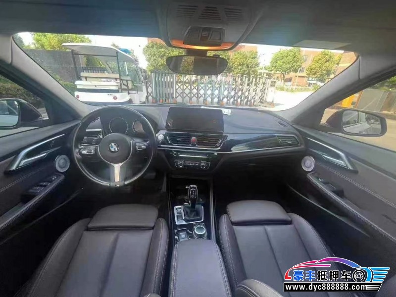 21年宝马1系轿车抵押车出售