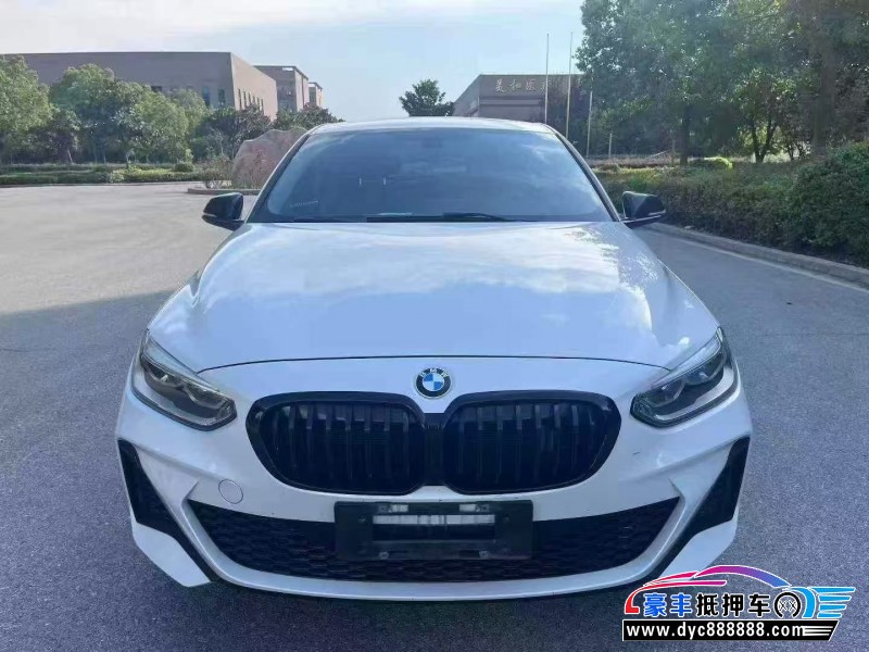 21年宝马1系轿车抵押车出售