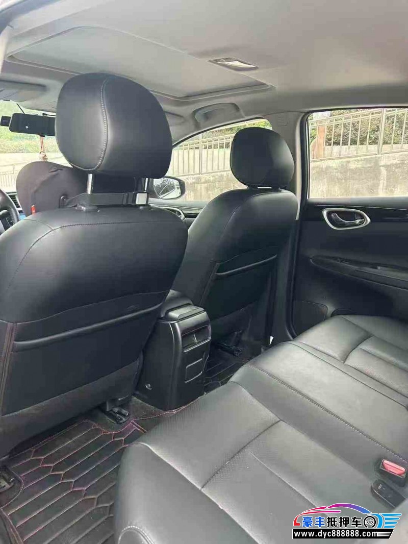 19年日产轩逸轿车抵押车出售