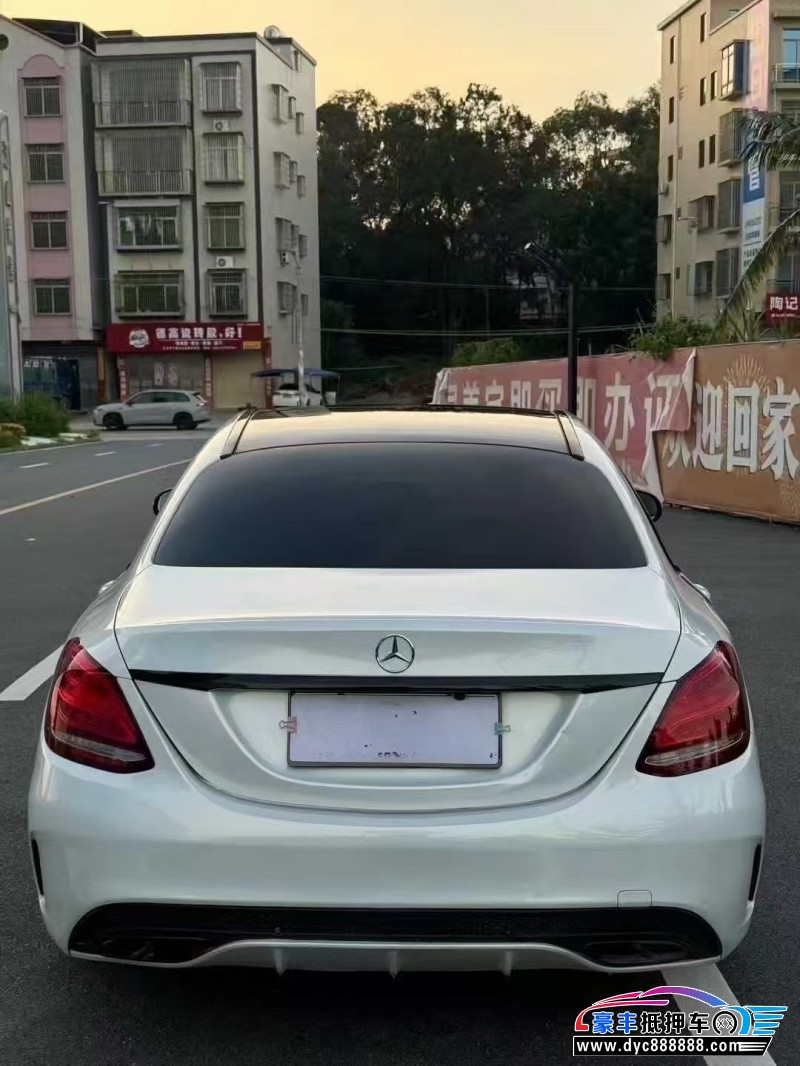 14年奔驰C轿车抵押车出售