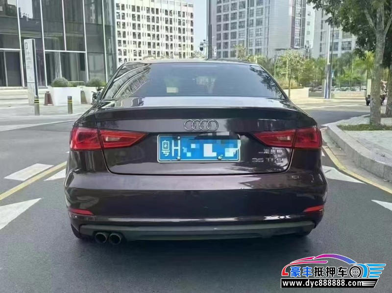 17年奥迪A3轿车抵押车出售