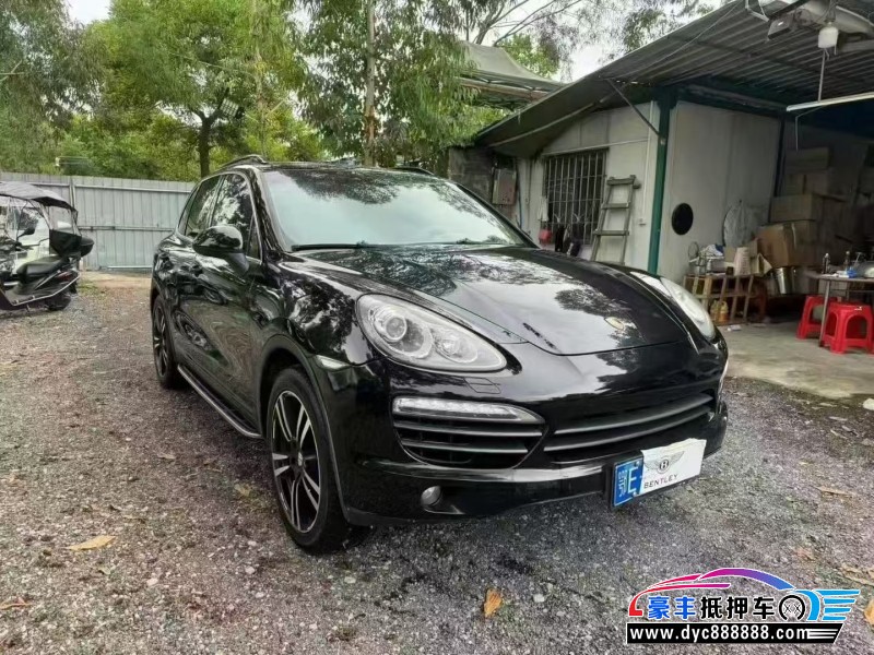 12年保时捷卡宴轿车抵押车出售