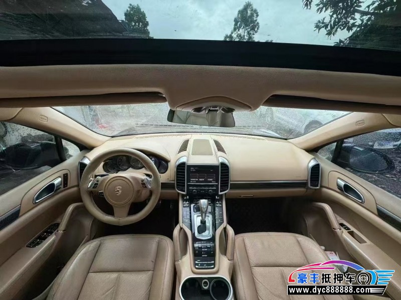 12年保时捷卡宴轿车抵押车出售