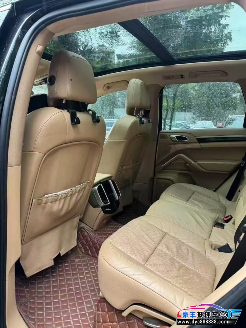 12年保时捷卡宴轿车抵押车出售