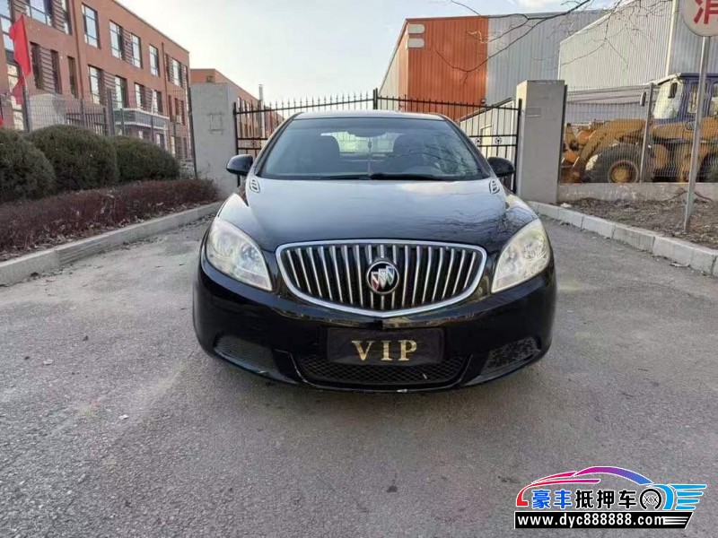 13年别克英朗轿车抵押车出售