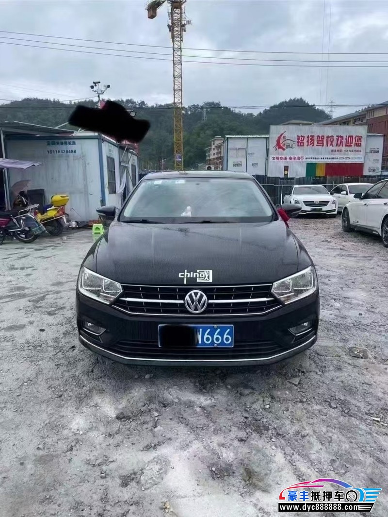 17年大众宝来轿车抵押车出售