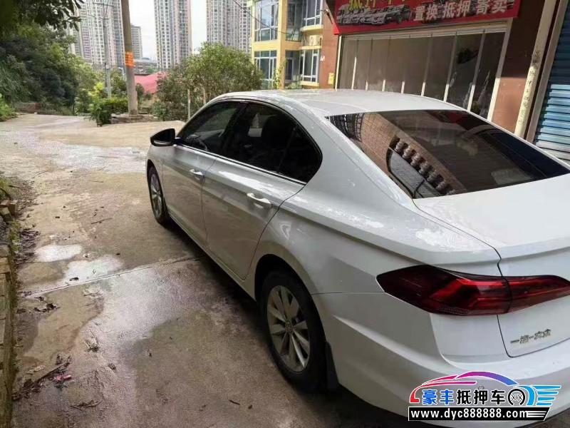 19年大众宝来轿车抵押车出售