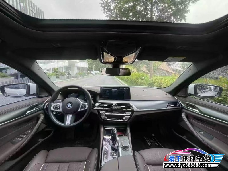 21年宝马5系轿车抵押车出售