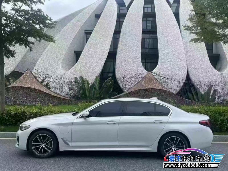 21年宝马5系轿车抵押车出售