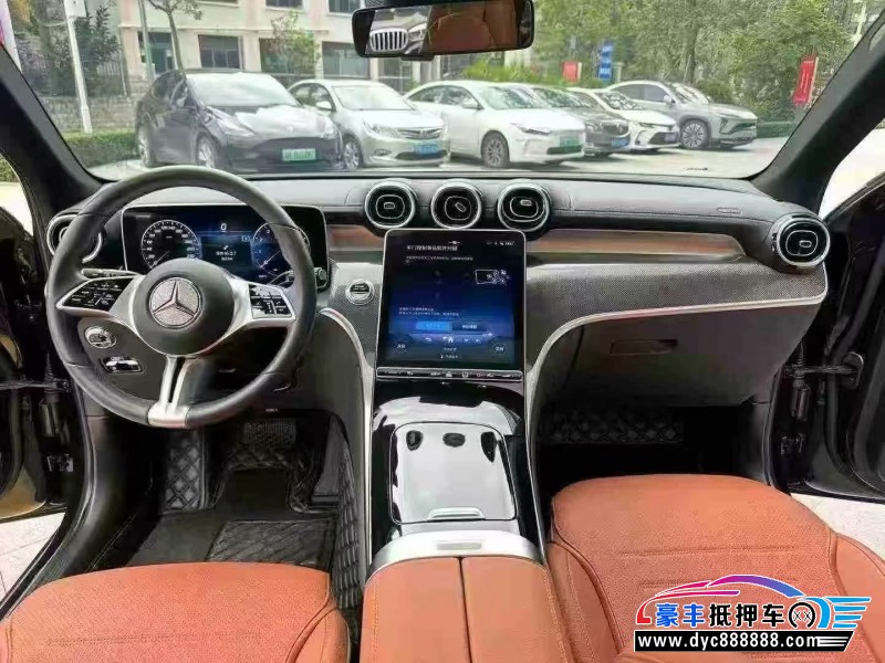 23年奔驰GLC轿车抵押车出售