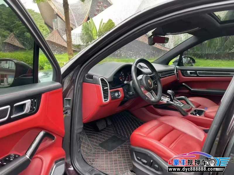 21年保时捷卡宴轿车抵押车出售