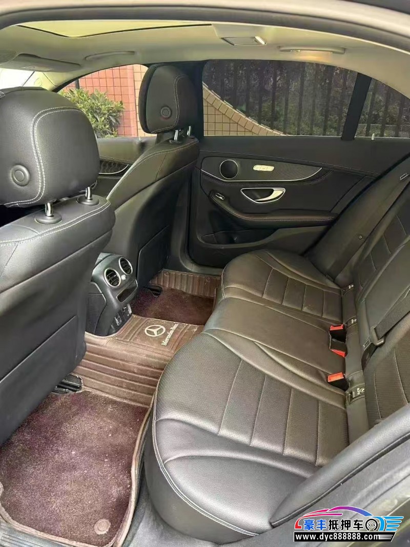 20年奔驰C轿车抵押车出售