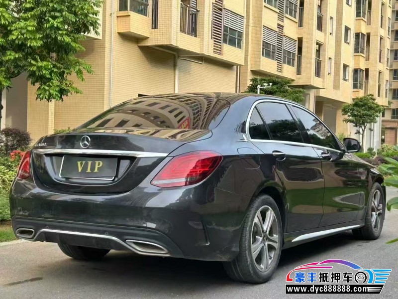 20年奔驰C轿车抵押车出售