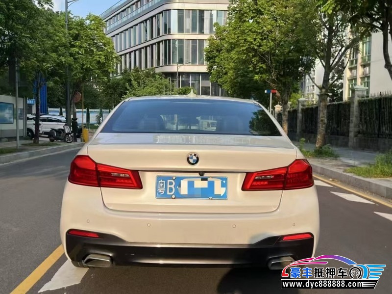 18年宝马5系轿车抵押车出售