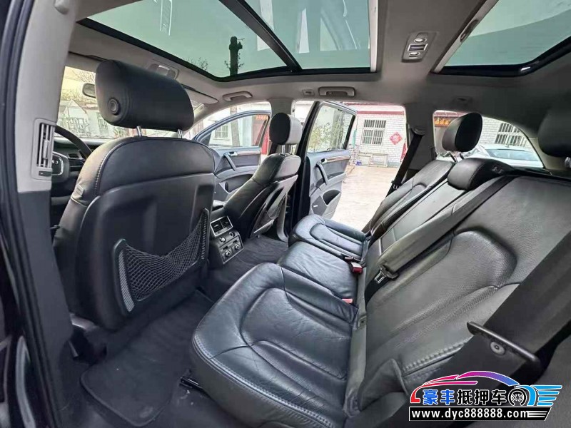 10年奥迪Q7轿车抵押车出售