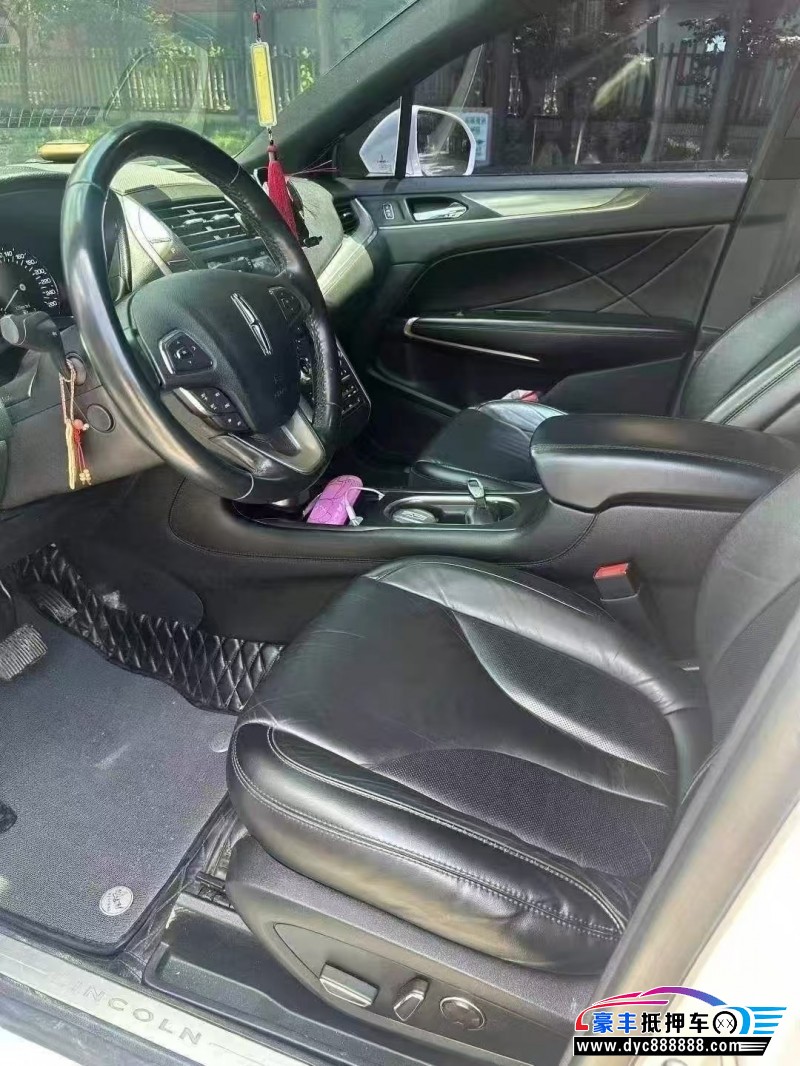 18年林肯MKC轿车抵押车出售