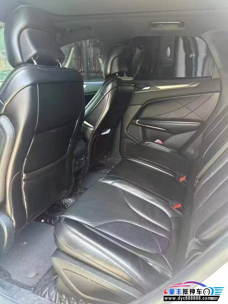 18年林肯MKC轿车抵押车出售