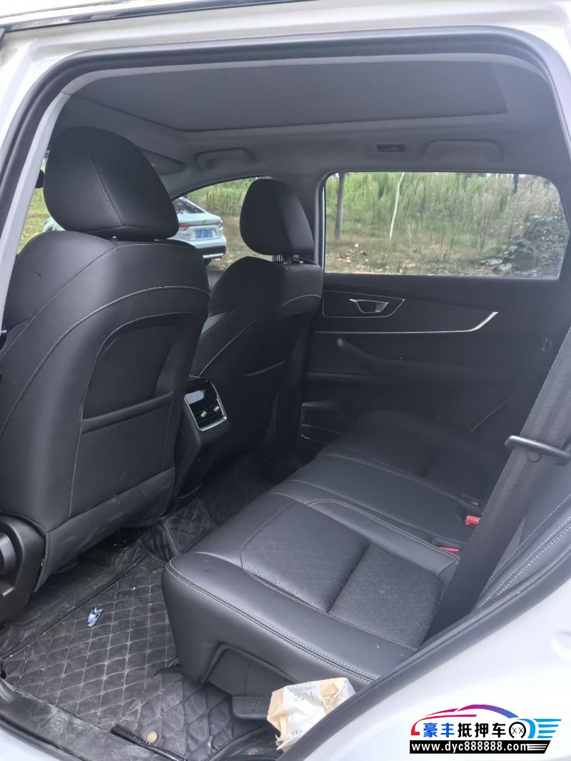 24年奇瑞瑞虎8轿车抵押车出售