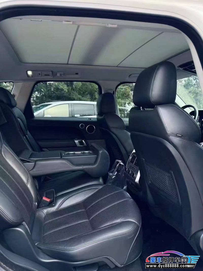 17年路虎揽胜运动轿车抵押车出售