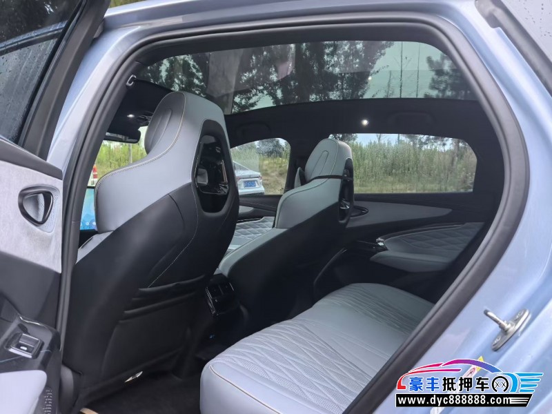 23年比亚迪海豹轿车抵押车出售