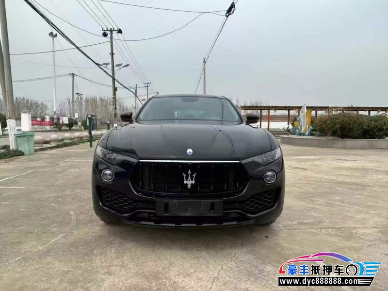 17年玛莎拉蒂莱万特轿车抵押车出售