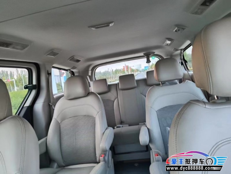 19年上汽大通G10轿车抵押车出售