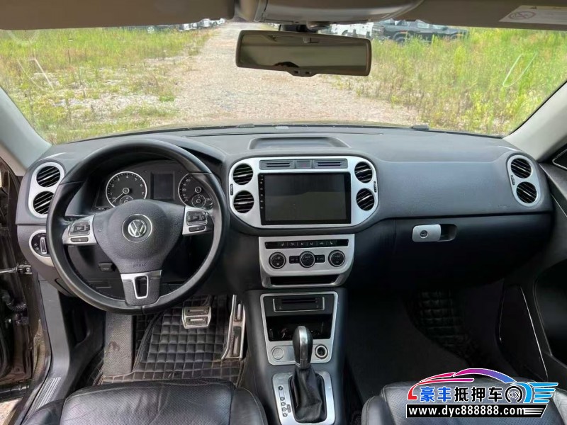 16年大众途观轿车抵押车出售