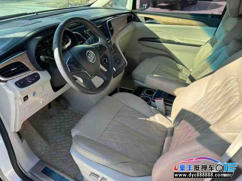 19年别克GL8轿车抵押车出售